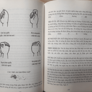 Cẩm Nang Tín Ngưỡng Thờ Mẫu Tứ Phủ